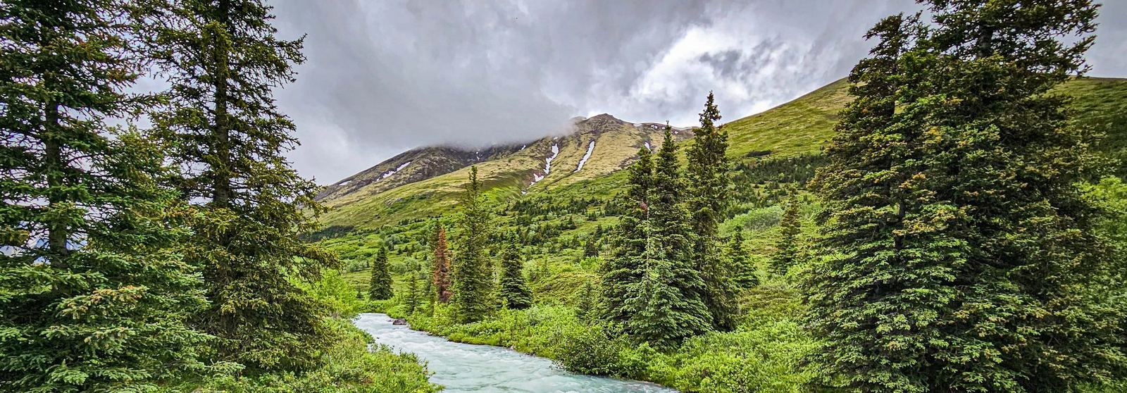 Alaska mountain valley scenery near Eagle River